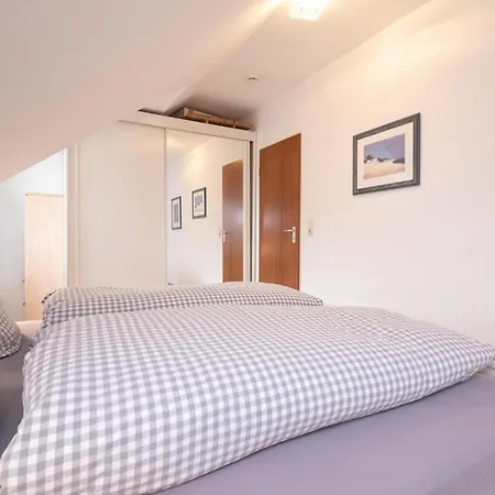 Familyhaus- 8