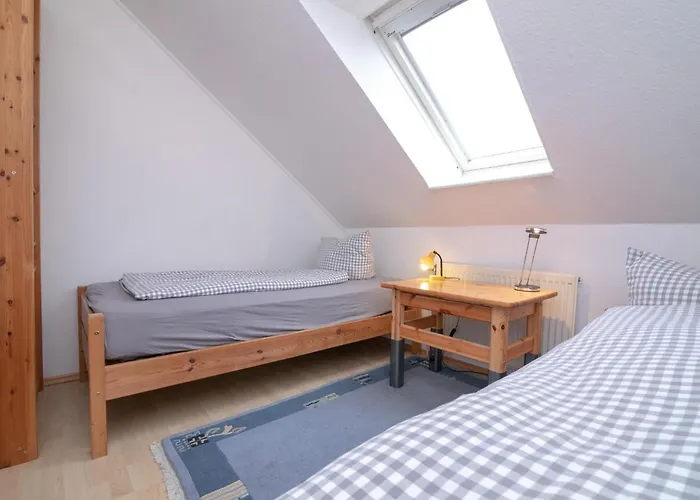 Lägenhet Familyhaus- 8 *