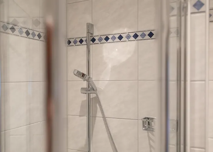 Familyhaus- 8 Lägenhet *