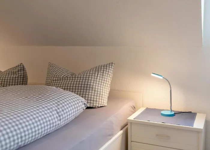 Lägenhet Familyhaus- 8 *